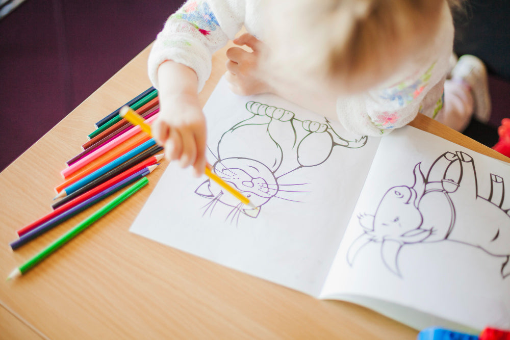 Kinderzeichnungen verewigen mit "Little Art" Postern