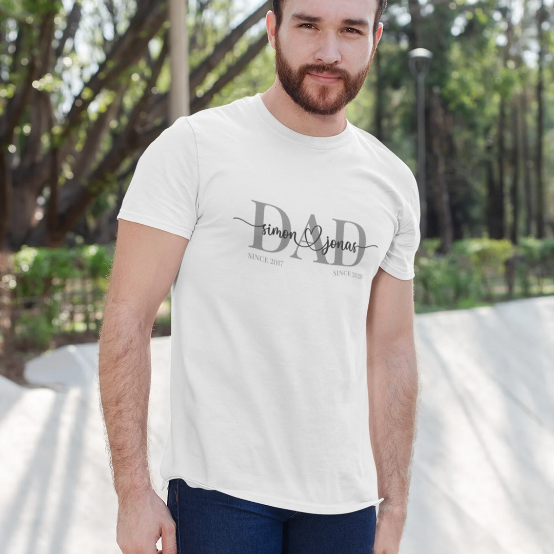 Personalisiertes T-Shirt "Dad" famwalls