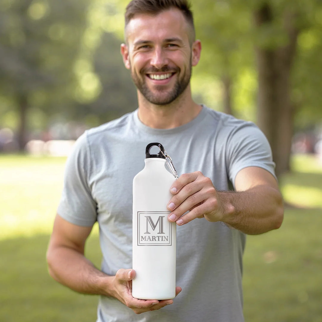 Personalisierte Trinkflasche mit Karabinerhaken "Name"