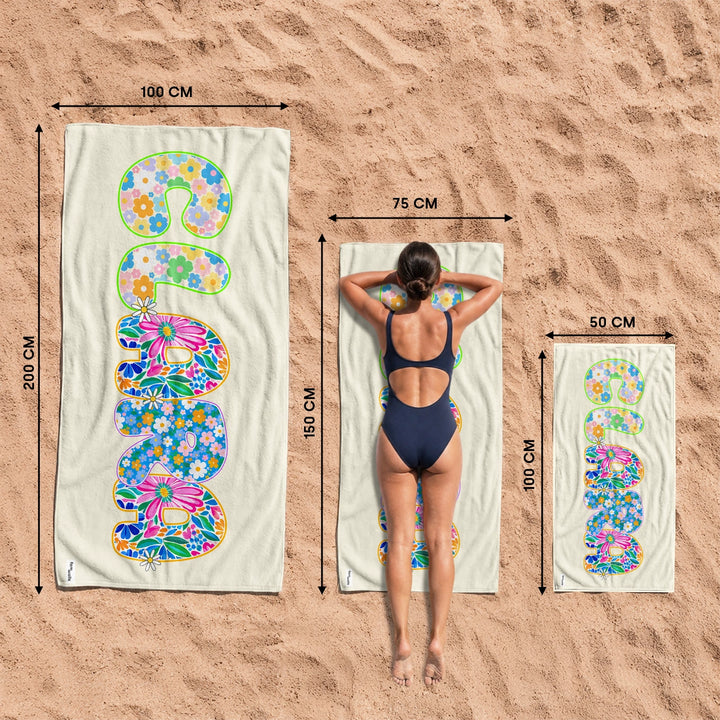 Serviette de plage personnalisée “Nom” - famwalls, market_france
