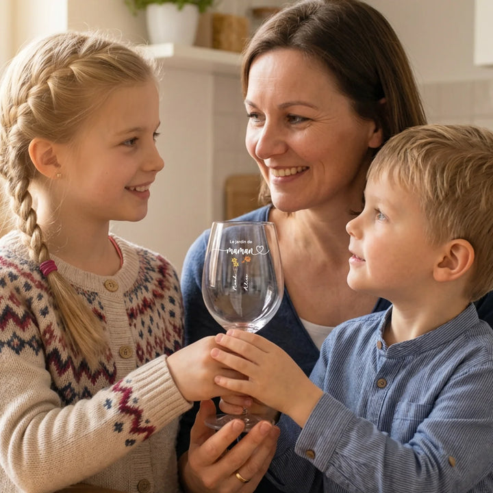 Verre à vin personnalisé "Fleurs pour Maman"