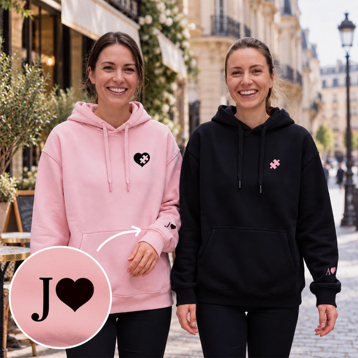 Sweats à capuche personnalisés « Besties Puzzle » pour meilleures amies, initiales avec cœur sur la manche, famwalls | market_france