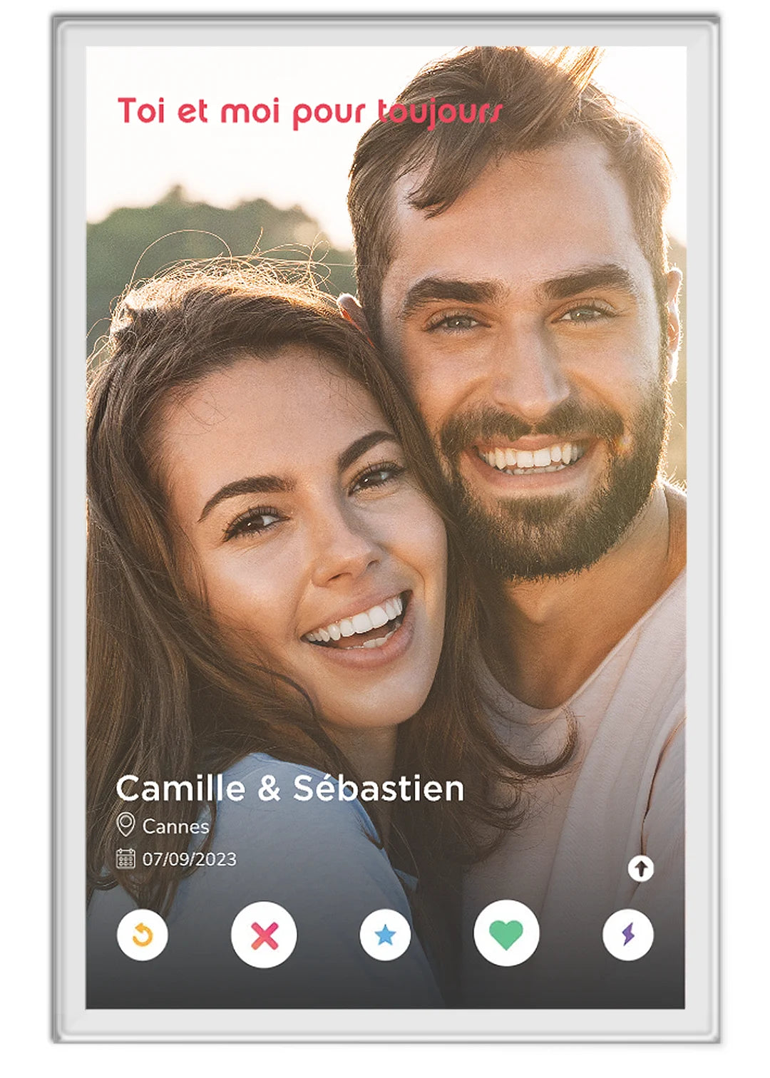 Verre acrylique Dating-App avec selfie d’un couple souriant et boutons d’application, market_france