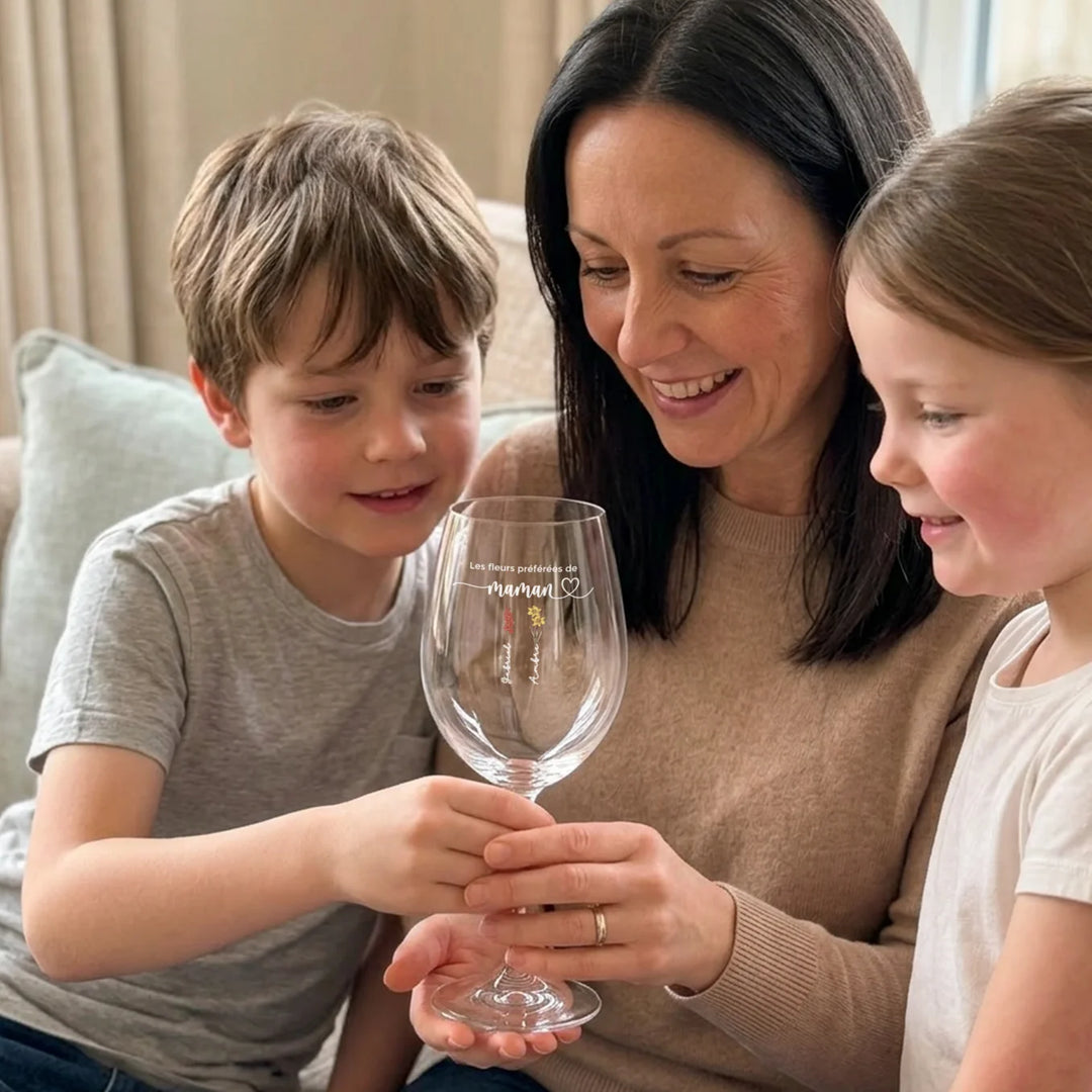 Verre à vin personnalisé "Fleurs pour Maman"