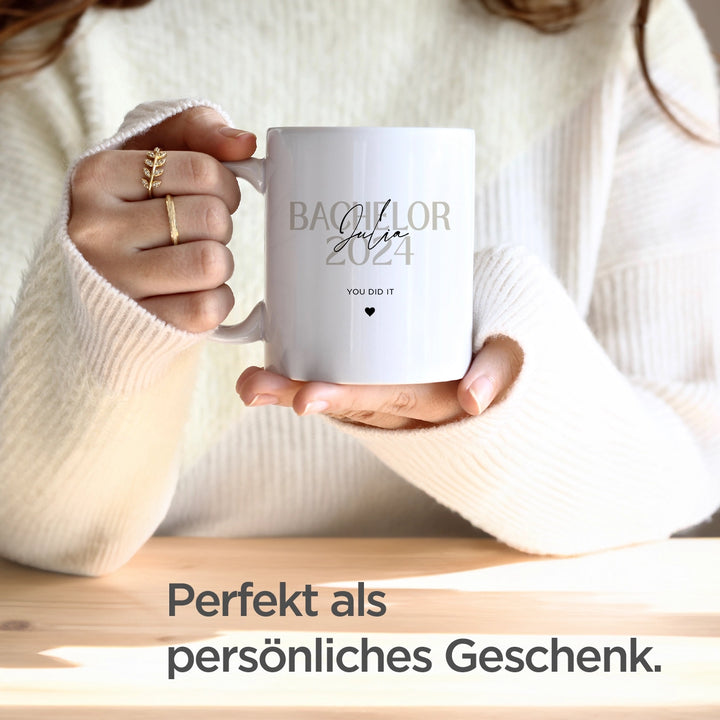 Personalisierte Tasse "Bachelor" famwalls