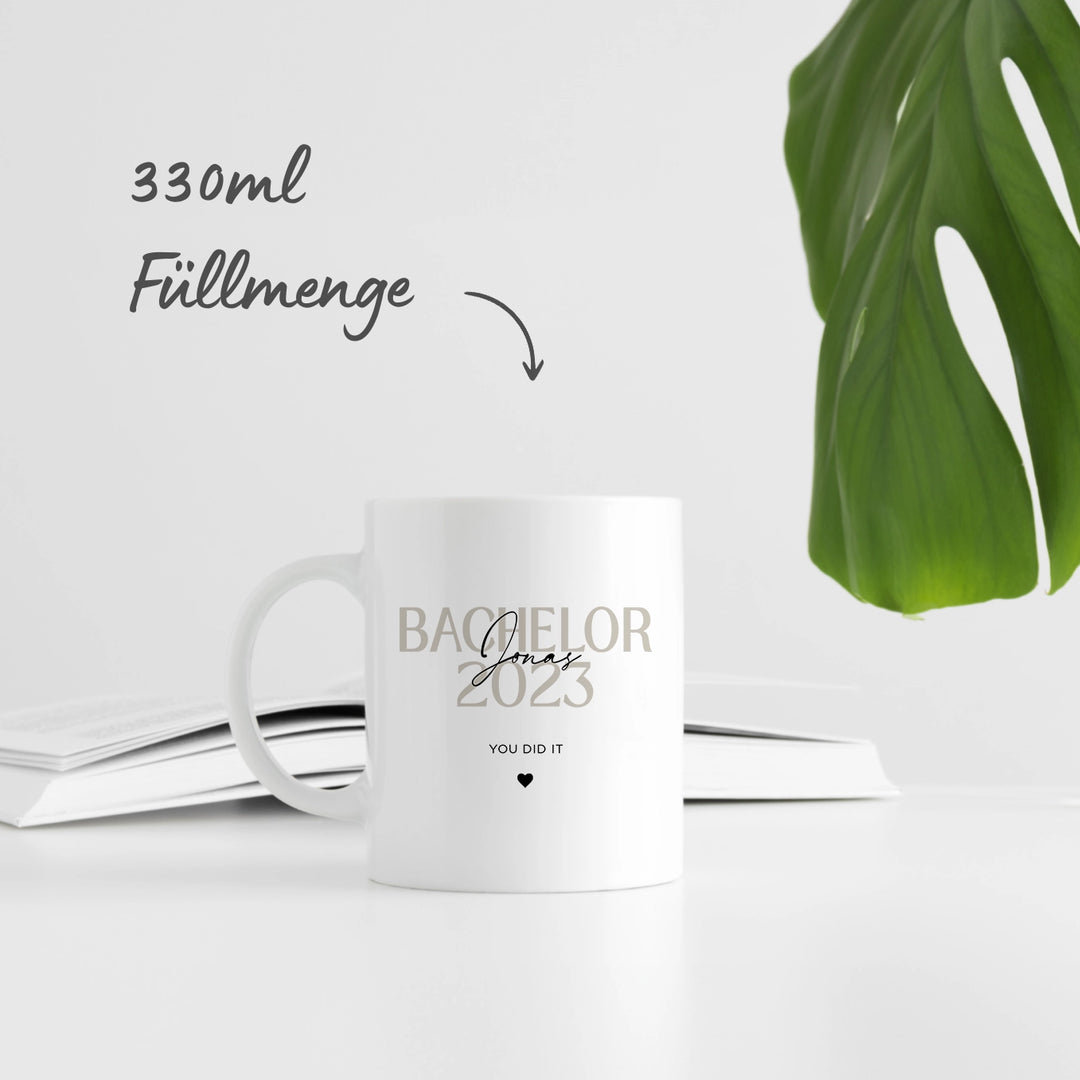 Personalisierte Tasse "Bachelor" famwalls